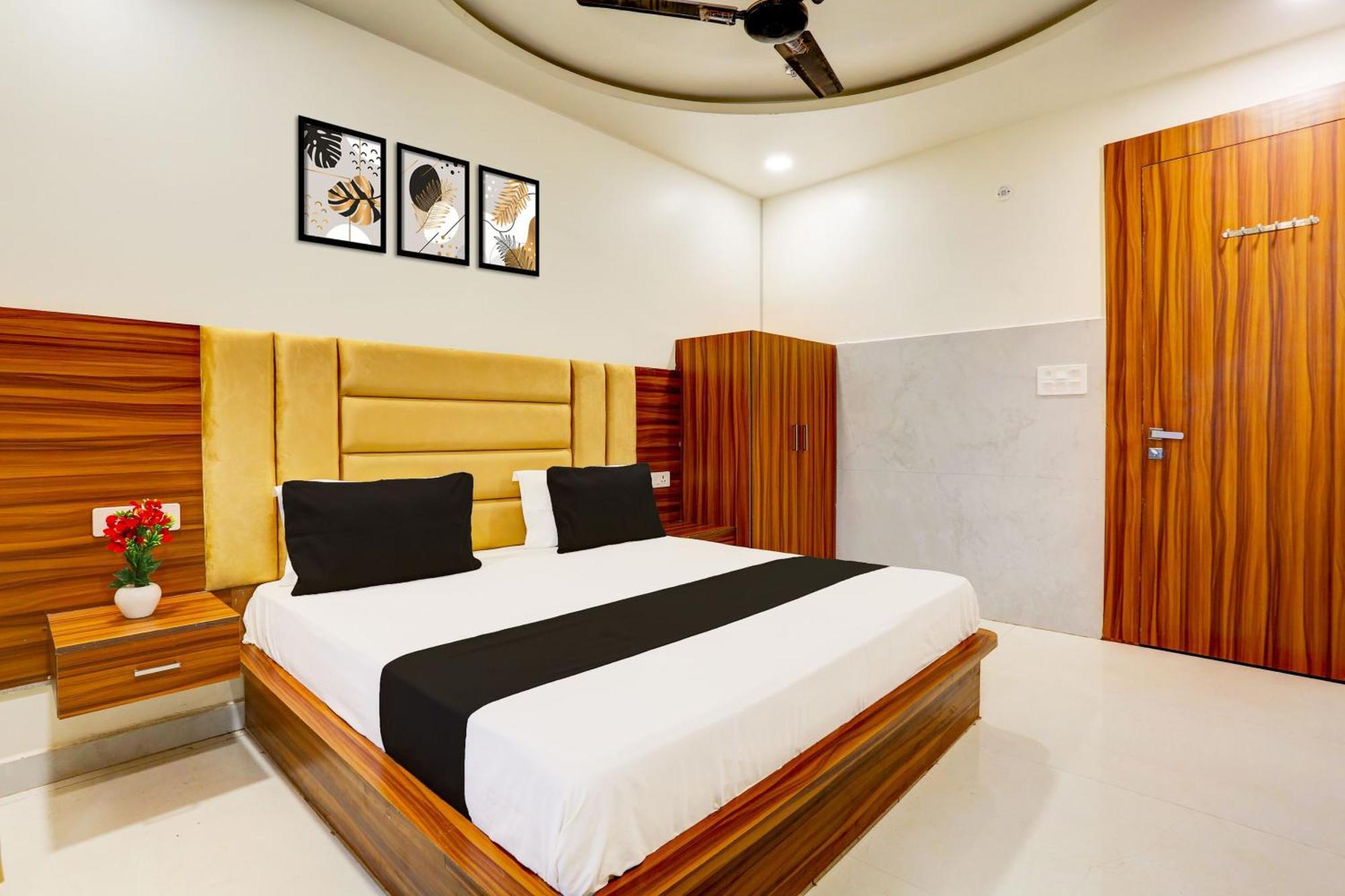 Hotel O Dev Paradise Gokul Bagian luar foto